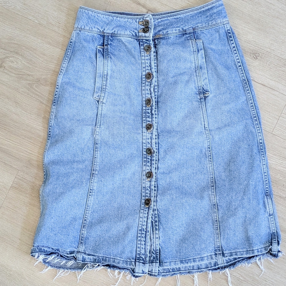 Classic Light Blue Denim Button-Front Skirt